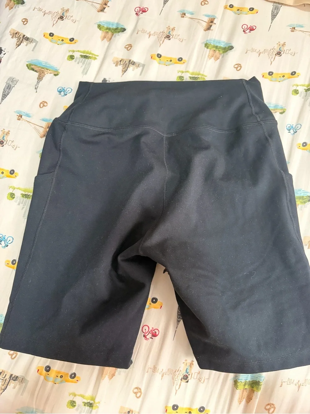 Nike Women's Black High-Waist Bike Shorts with Pockets